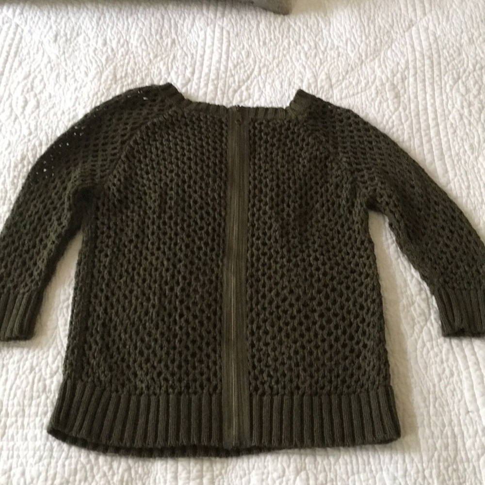Willi Smith green sweater